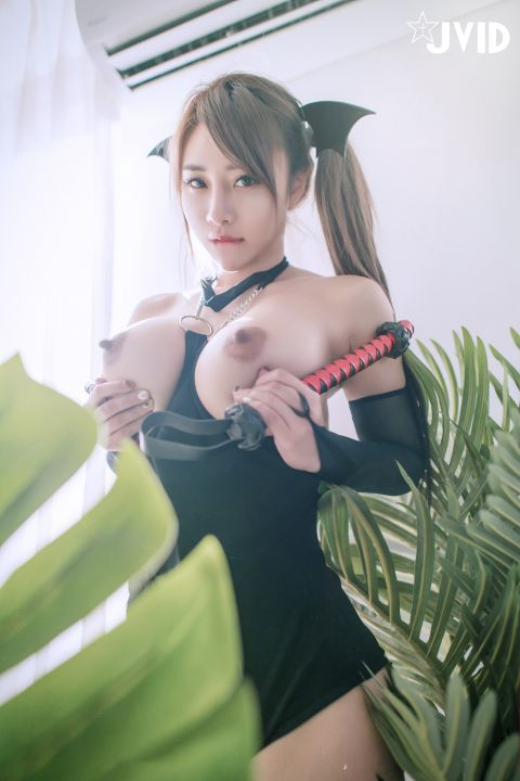 爆乳女神乐乐血脉喷张情欲空姐