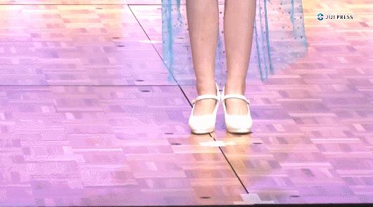 日本14岁美少女石川花颜值惊呆国内网友,这就是新的千年美少女嘛