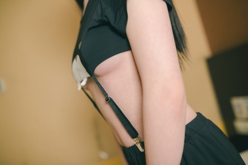 黑色情趣内衣