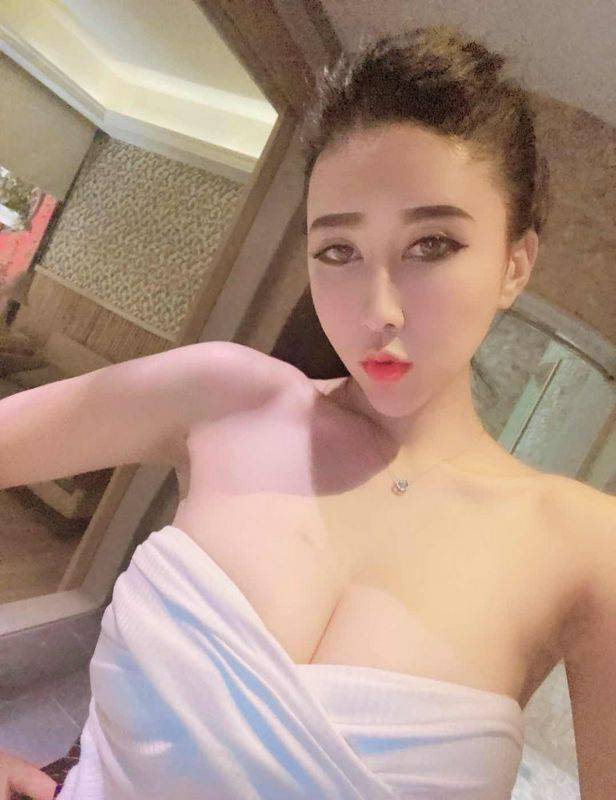 我两个大胆的姐姐-【2023年12月更新】