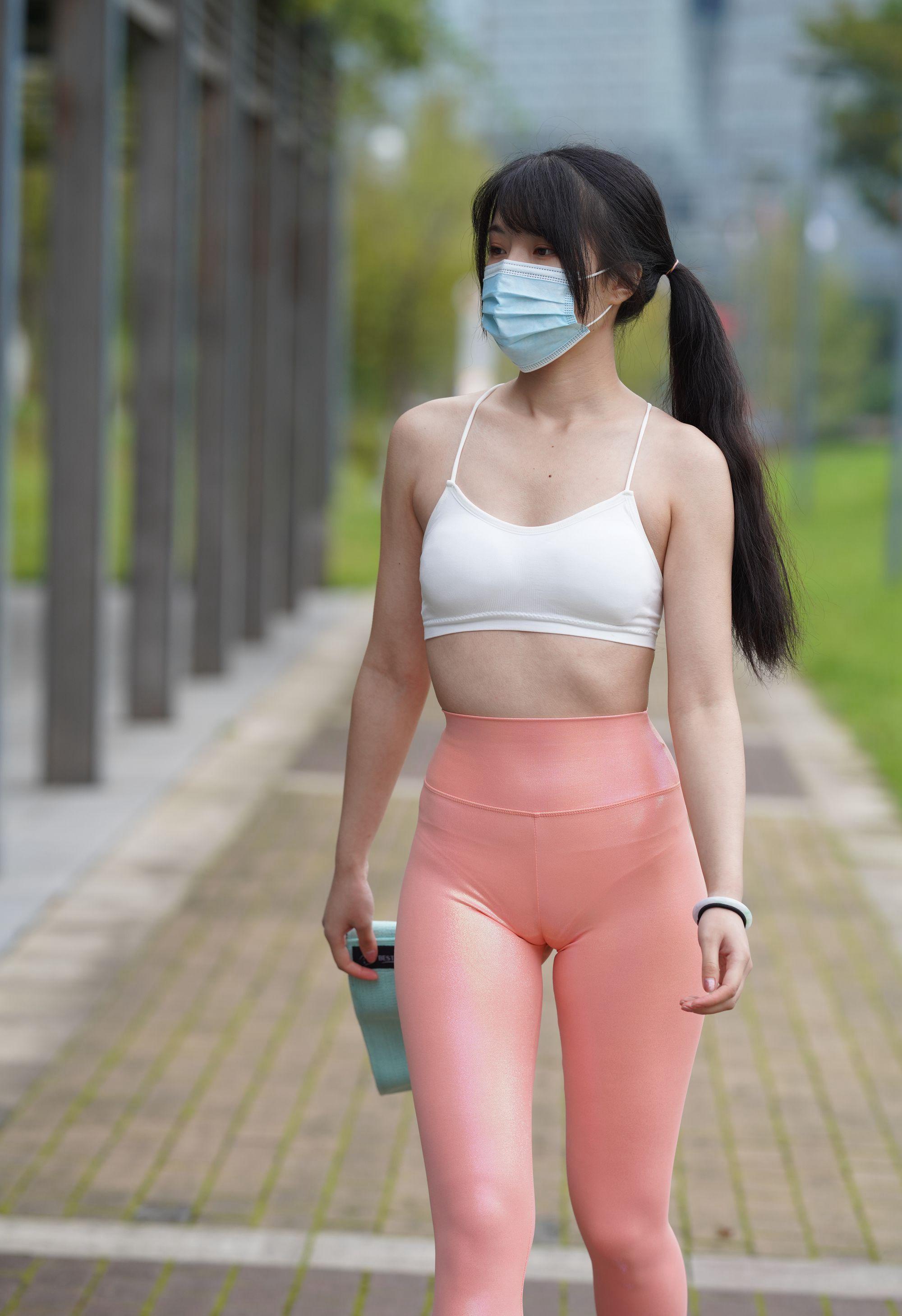 美腿丝袜瑜伽裤一次看个够